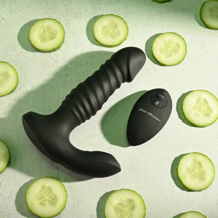 Zero Tolerance Striker thruster with remote