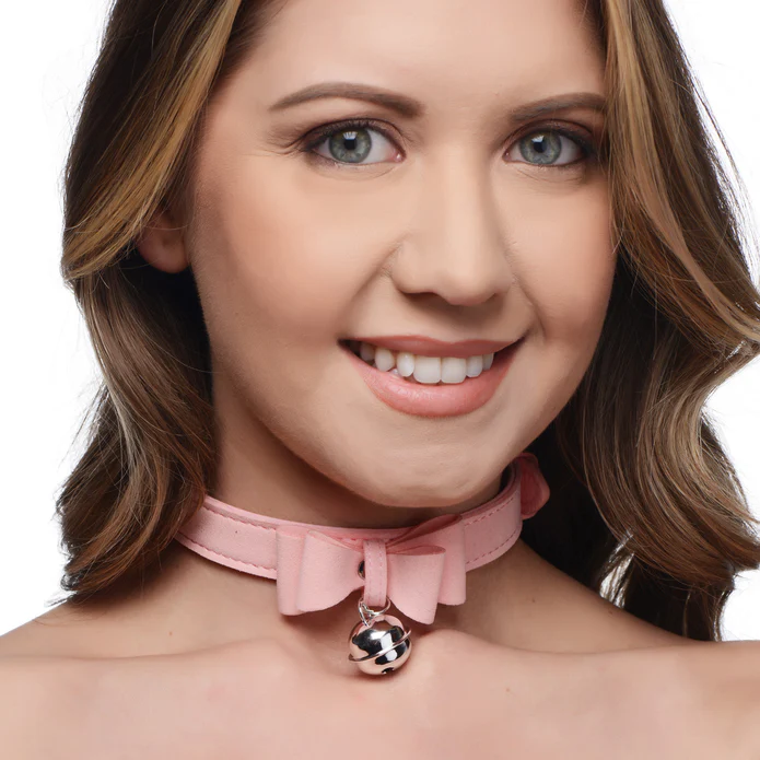 XR Sugar Kitty Cat Bell Collar – Pink/Silver – pink PU leather collar with silver bell and bow