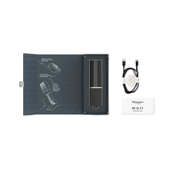 Womanizer Beauty black and gold, a discreet toy that fits in a handbag