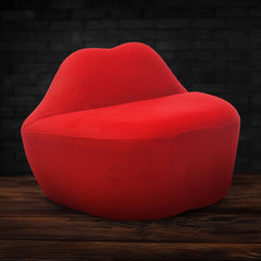 Lips Loveseat red velvet