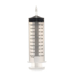 CleanStream 550ml Syringe front view showing dual-scale graduated markings up to 550cc
