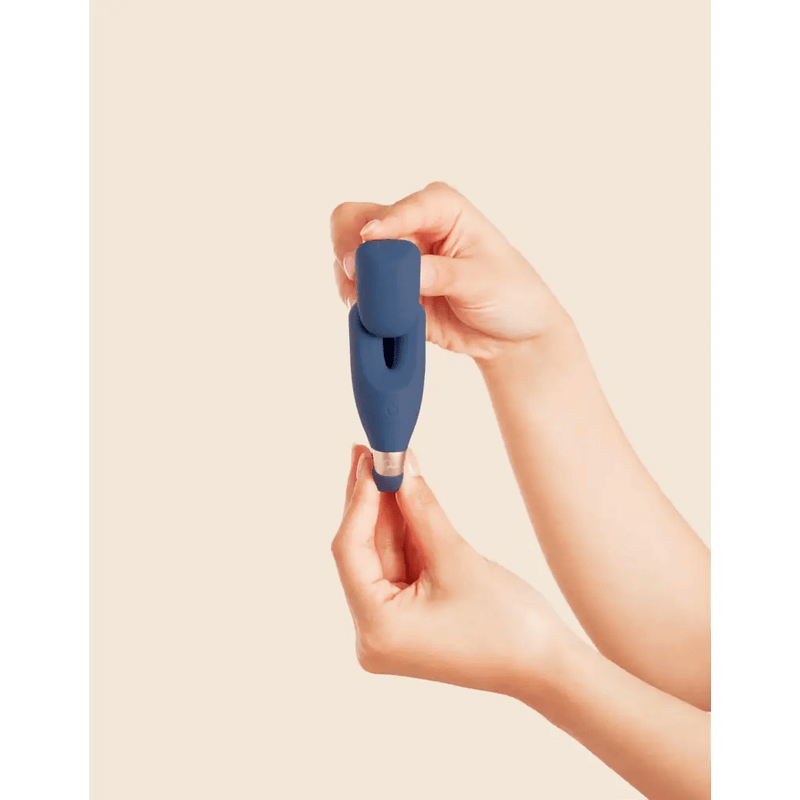 showing deia remote controlled vibrator
