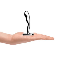 Open palm balancing metal prostate massager to show lightweight yet solid construction