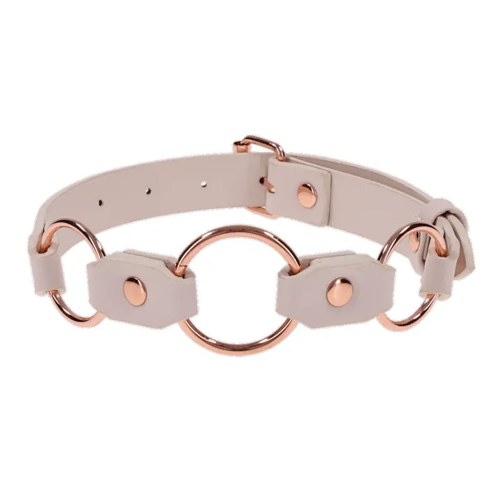 Sex & Mischief Peaches N CreaMe Ring Day Collar in cream faux leather with rose gold rings