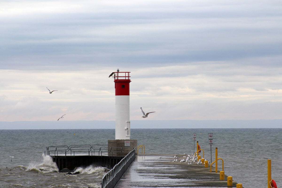 The Oakville lighthouse on the Lake Ontario shore